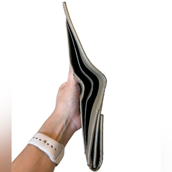 Burberry Pink Novacheck Wallet - Picture 7 of 10